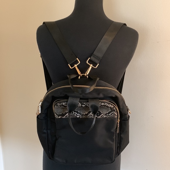 Backpack, Crossbody Bag Convertible Aprox 13”x13” NWOT - Picture 2 of 8